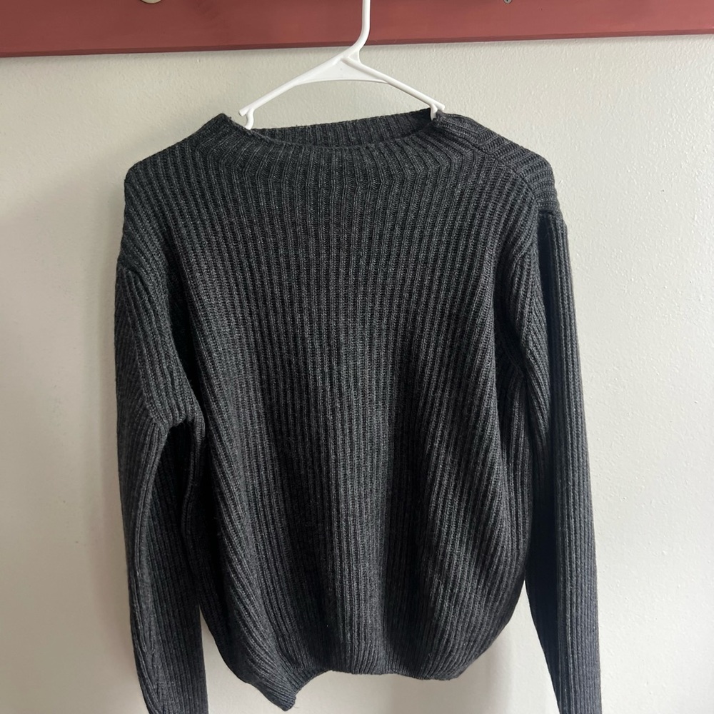 NWT!! Bartolini sweater. Size Medium! Charcoal grey color. Beautiful knit!